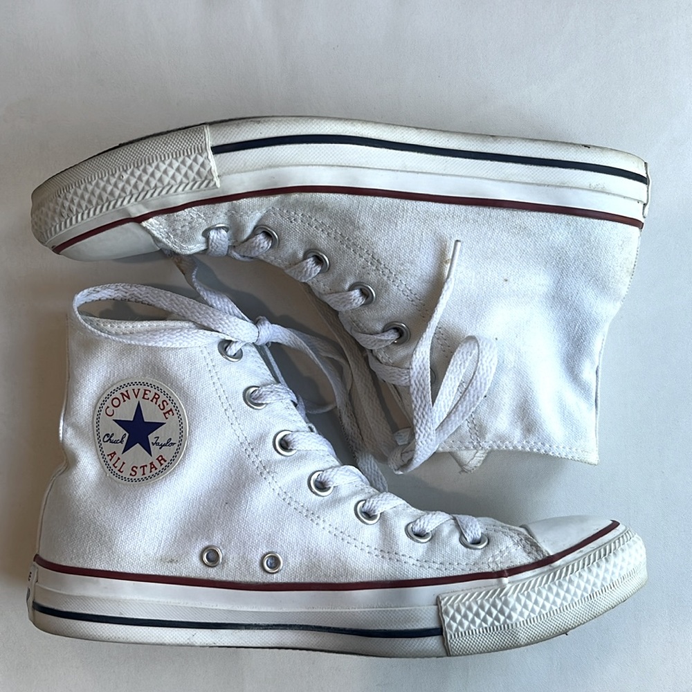 Converse Chuck Taylor All Star High Tops W7650
